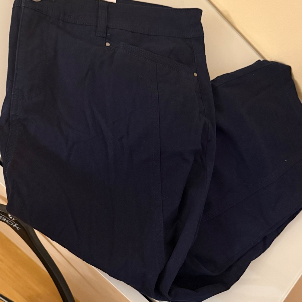 Style & Co. Women’s Dark Blue Capris